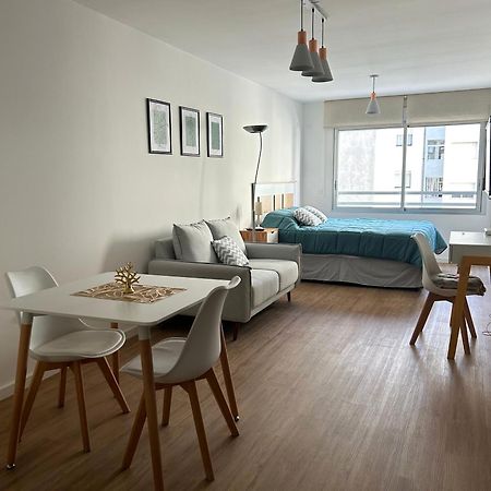 Appartamento Hermoso Apartamento A 150 Metros De La Rambla Montevideo Esterno foto